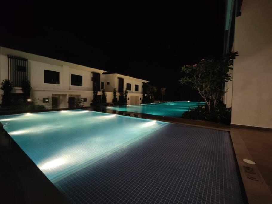 Nearby Lost World Of Apartment Tambun