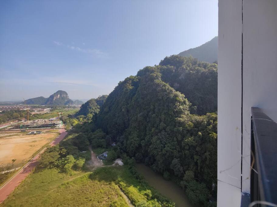 Apartment Nearby Lost World Of